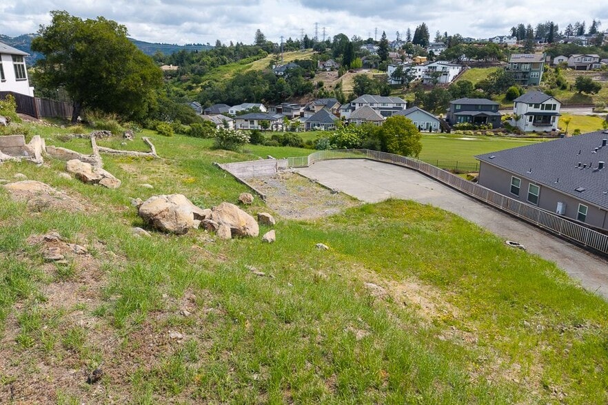 More Photos Of 3780 Saint Andrews Dr, Santa Rosa Land For Sale