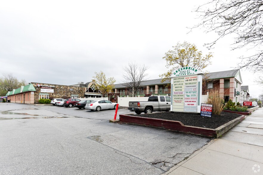 More Photos Of 6285 Pearl Rd, Parma Heights Freestanding For Lease