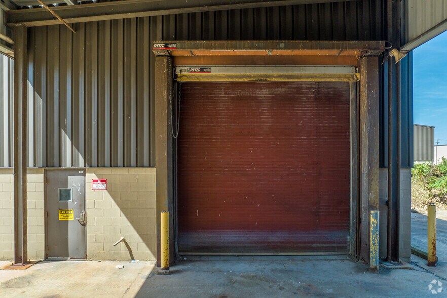 More Photos Of 8400 Ronda Dr, Canton Warehouse For Lease