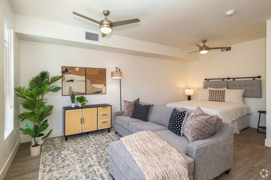 More Photos Of 251 6th St, Sacramento Apartments For Lease