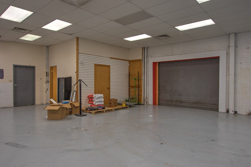 More Photos Of 206 Union St S, Mora Freestanding For Lease