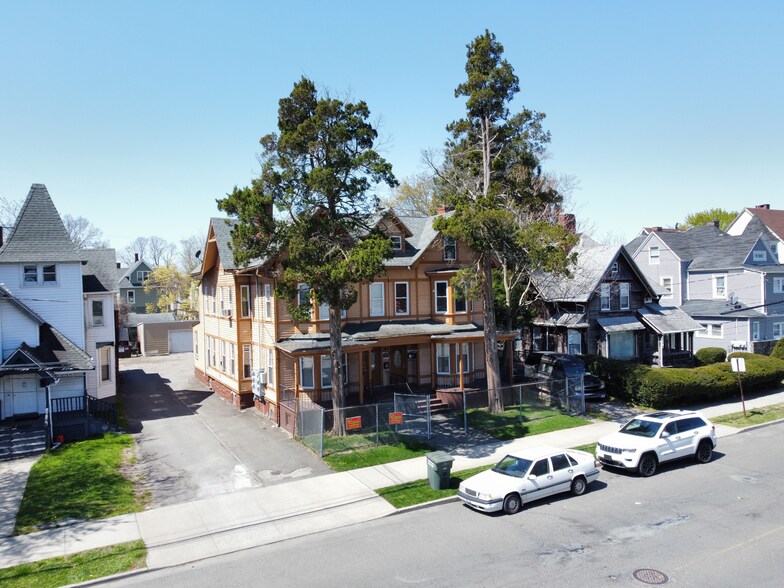 351 Clinton Ave, Bridgeport, CT 06605 Multifamily For Sale