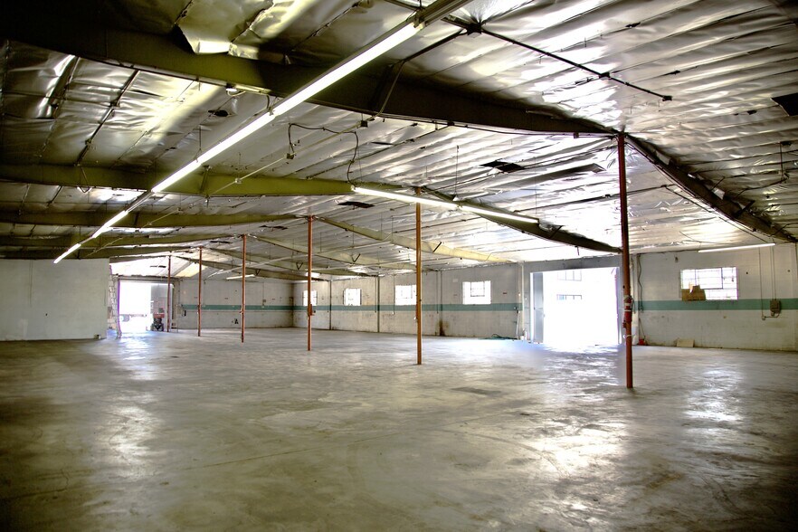 More Photos Of 2112 Santa Anita Ave, South El Monte Warehouse For Lease