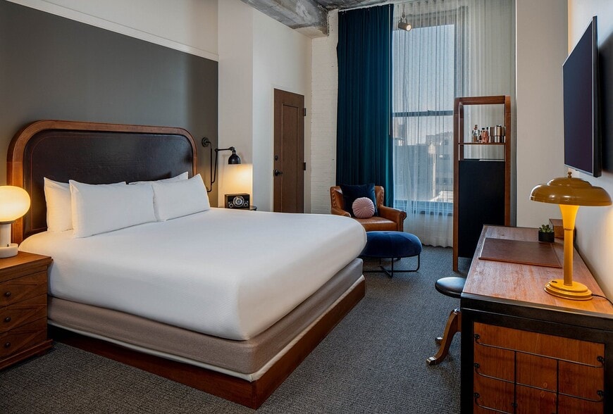 More Photos Of 1501 Washington Ave, Saint Louis Hotel For Sale