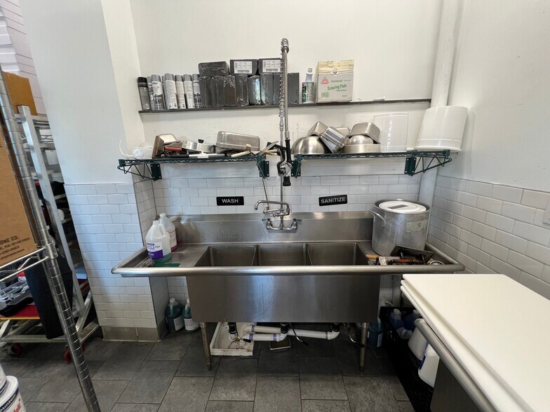 More Photos Of 1000 Asbury Ave, Ocean City Restaurant For Sale