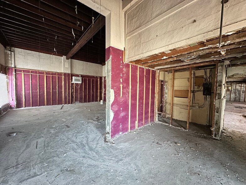 More Photos Of 1301 N Federal Hwy, Hollywood Restaurant For Sale