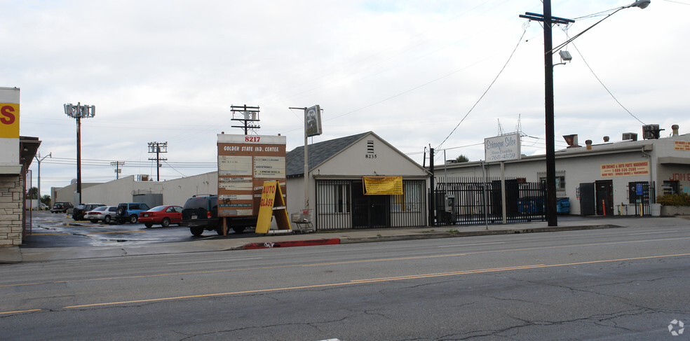 Primary Photo Of 8235-8239 Lankershim Blvd, North Hollywood Distribution For Lease