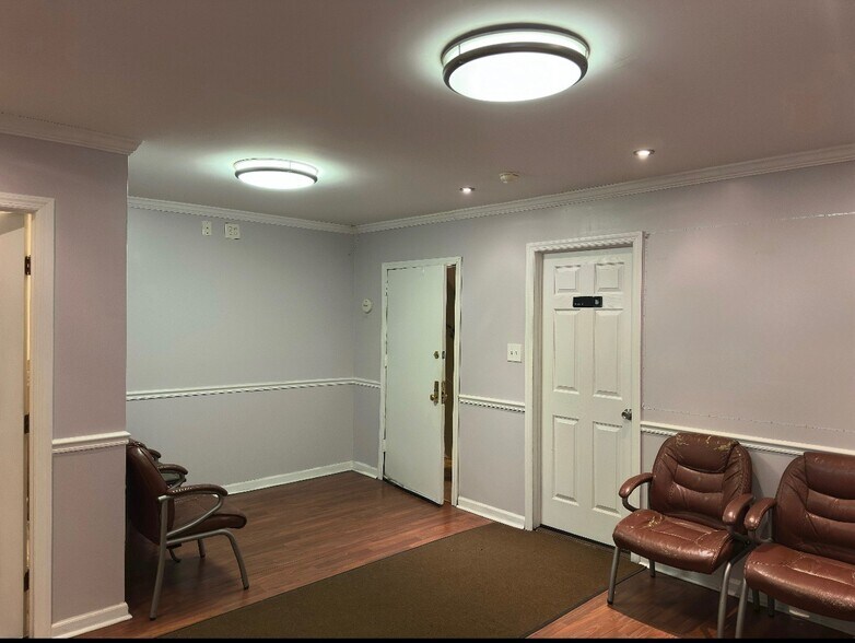 More Photos Of 5413 5th Ave, Brooklyn Medical For Lease