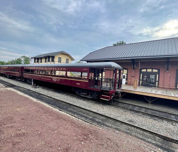 More Photos Of 500-580 Union Square Dr, New Hope Coworking Space