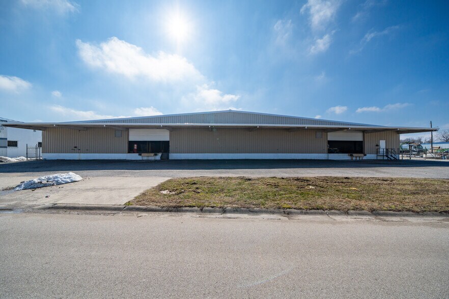 More Photos Of 1620 W 7th St, Owensboro Warehouse For Sale