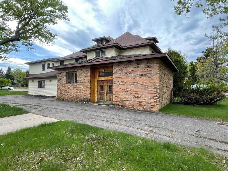 More Photos Of 304 N Avon Ave, Phillips Office Residential For Sale