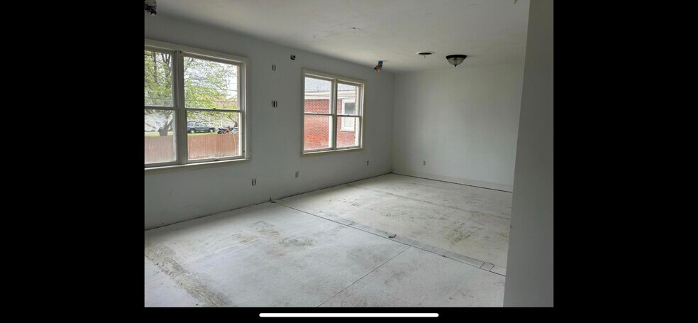 More Photos Of 310 N Cherry St, Eaton Apartments For Sale