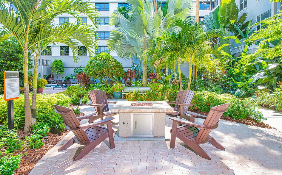 More Photos Of 425 E Central Blvd, Orlando Apartments For Lease