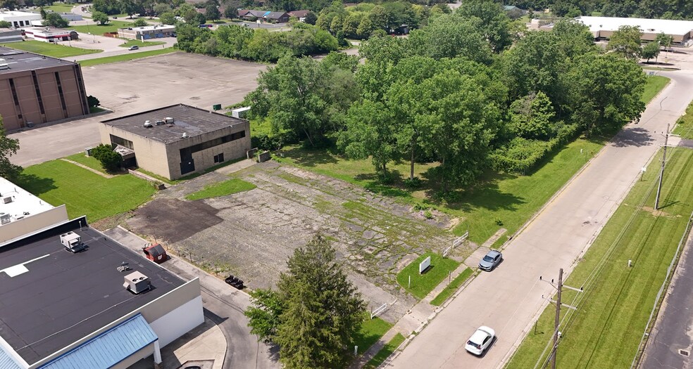 More Photos Of 0 Eastpoint Dr, Columbus Land For Sale