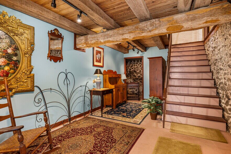 More Photos Of 1041 Reading Ave, Boyertown General Retail For Sale