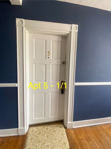 More Photos Of 406 N Loudoun St, Winchester Apartments For Sale