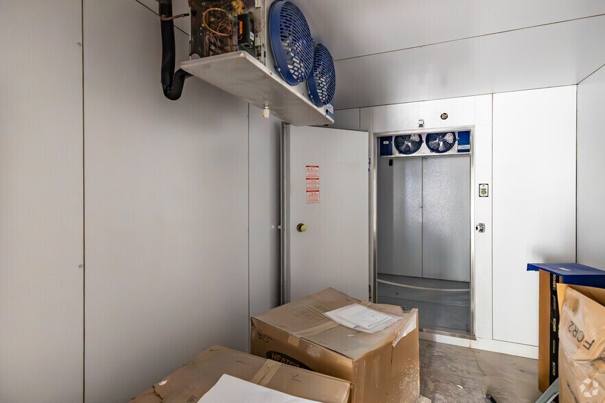 More Photos Of 4200 - 4204 NW 2nd Ave, Miami Restaurant For Sale
