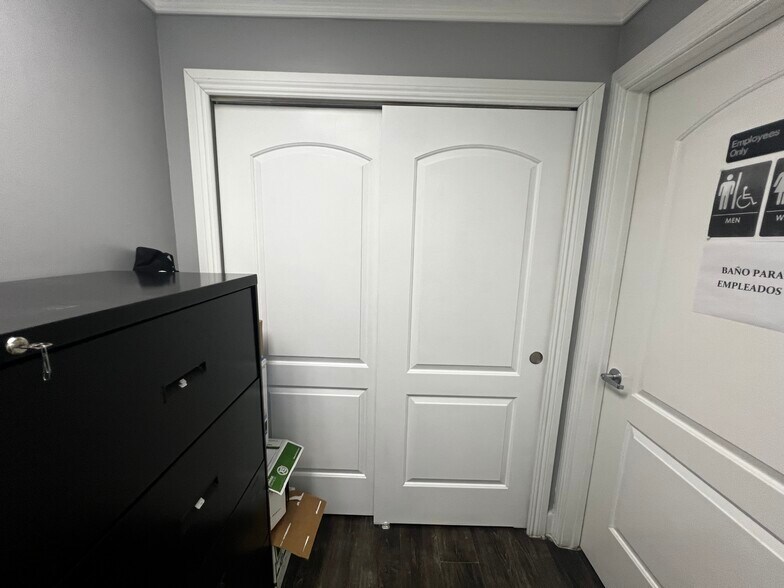 More Photos Of 13500 SW 88th St, Miami Medical For Sale