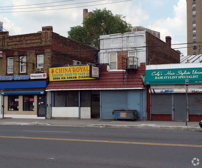 More Photos Of 713 Frelinghuysen Ave, Newark Storefront Retail Residential For Sale
