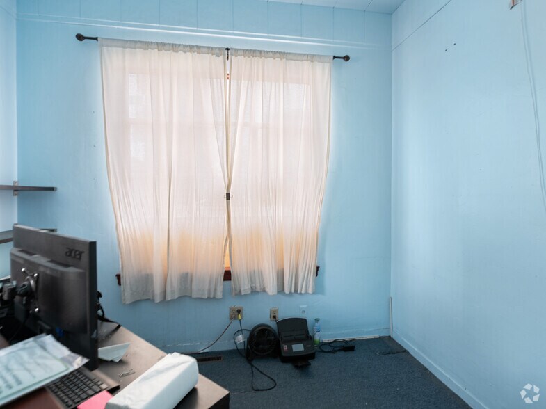 More Photos Of 652-670 E Santa Clara St, San Jose Medical For Sale