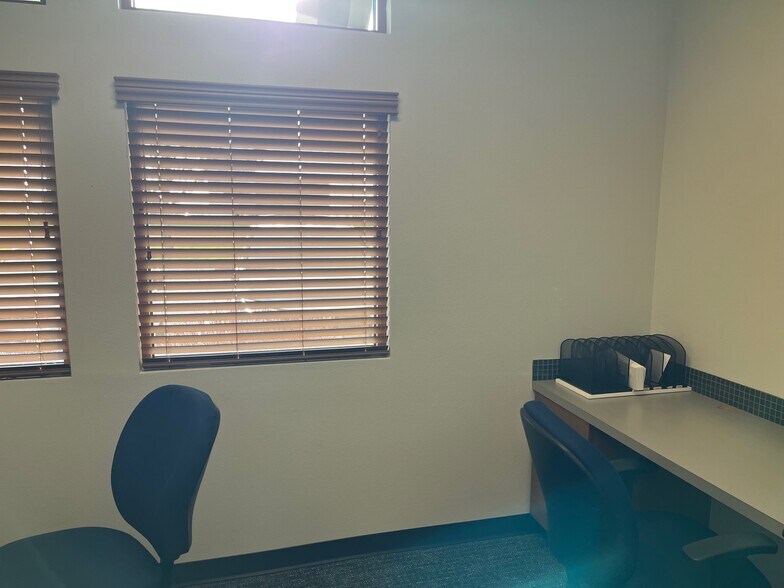 More Photos Of 6825 Burden Blvd, Pasco Medical For Sale