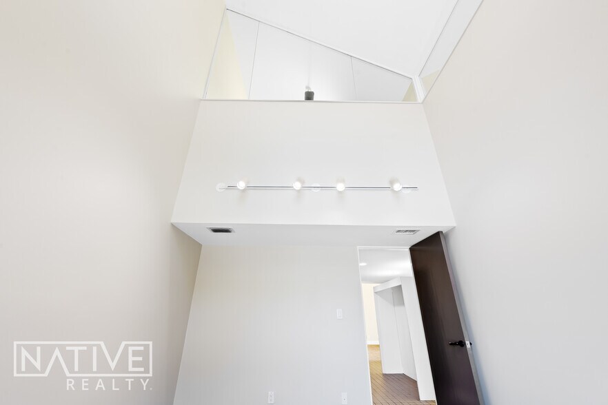More Photos Of 1330 SE 4th Ave, Fort Lauderdale Loft Creative Space For Lease
