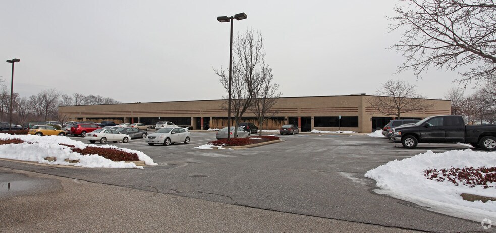 More Photos Of 910 Cromwell Park Dr, Glen Burnie Unknown For Lease