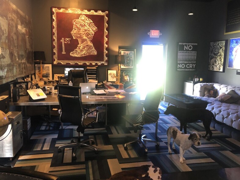 More Photos Of 3330 W Cypress St, Tampa Office For Sale