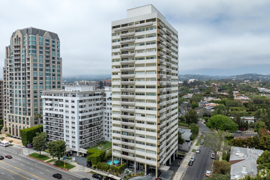 Primary Photo Of 10701 Wilshire Blvd, Los Angeles Apartments For Sale