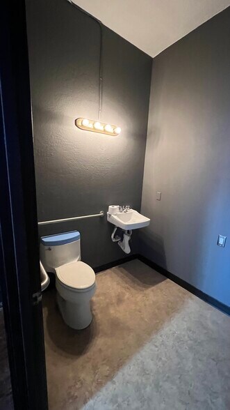 More Photos Of 155-167 Main St W, Monmouth Storefront For Lease