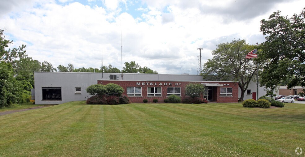 More Photos Of 2025 Brighton Henrietta Town Line Rd, Rochester Manufacturing For Lease