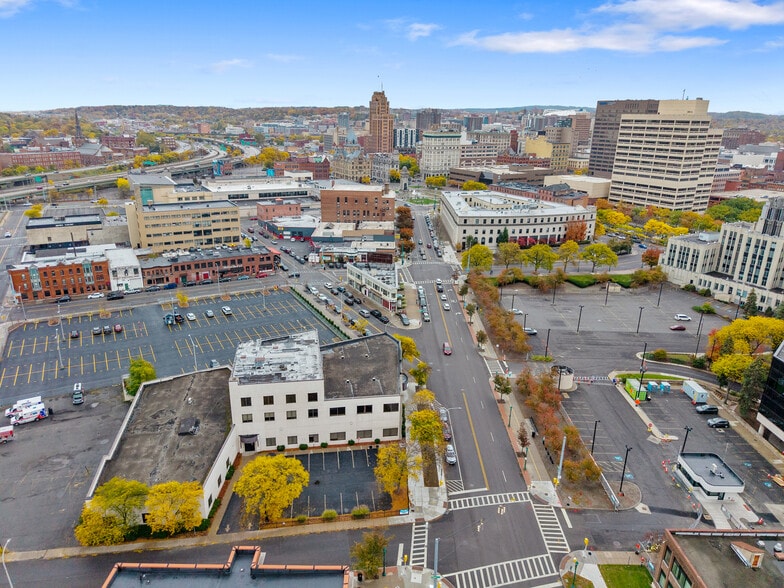 More Photos Of 344 W Genesee St, Syracuse Loft Creative Space For Lease