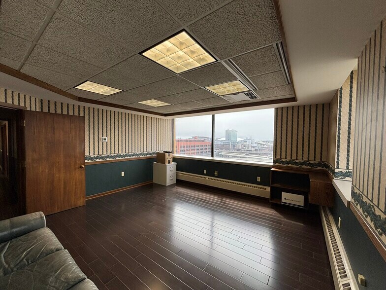 More Photos Of 37 Franklin St, Buffalo Office For Sale