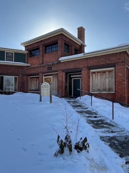 Primary Photo Of 40 Canal St, Lancaster Office For Lease