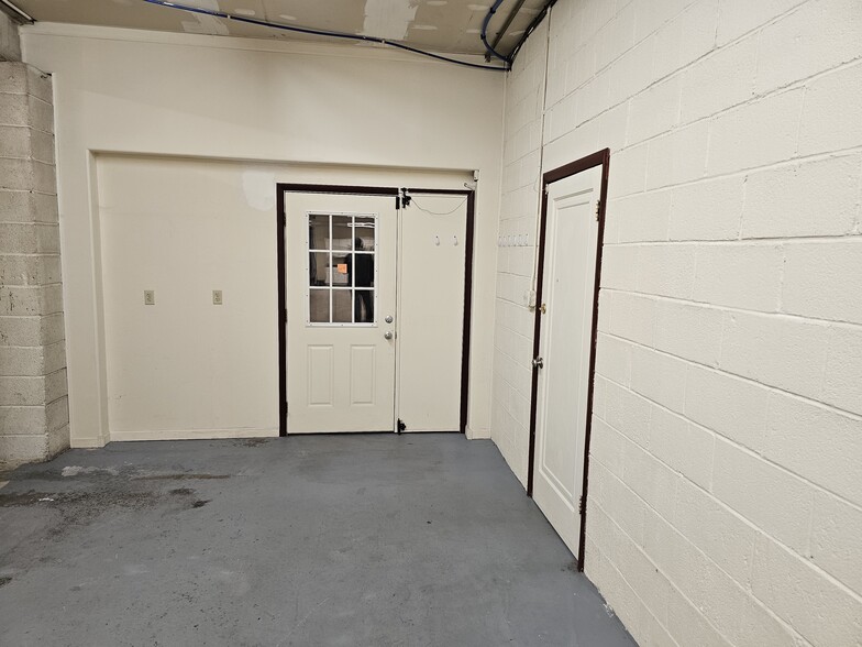 More Photos Of 2336 E Platte Ave, Colorado Springs Industrial For Sale