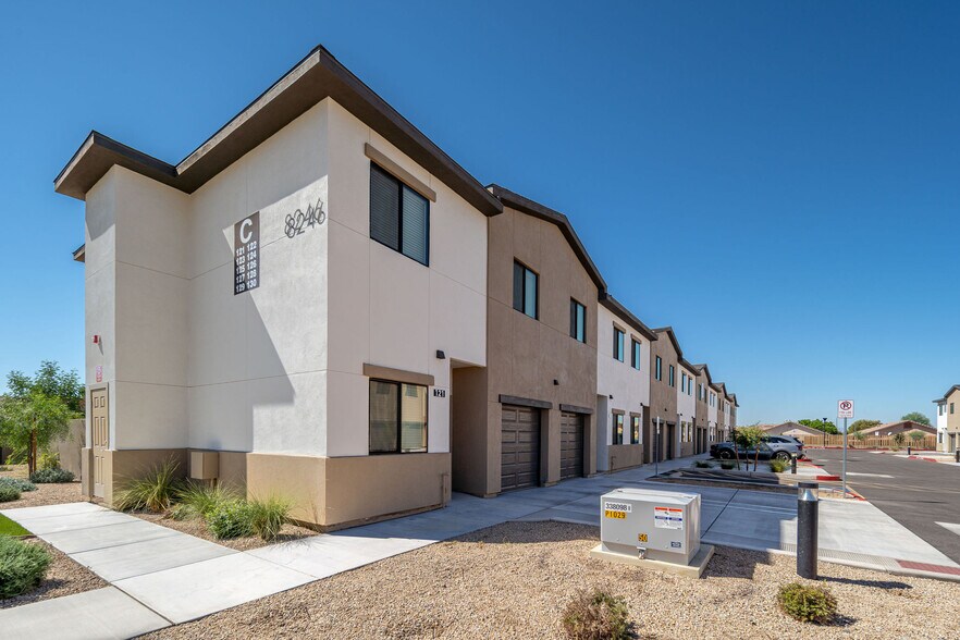 More Photos Of 8246 N 61st Ave, Glendale Apartments For Sale