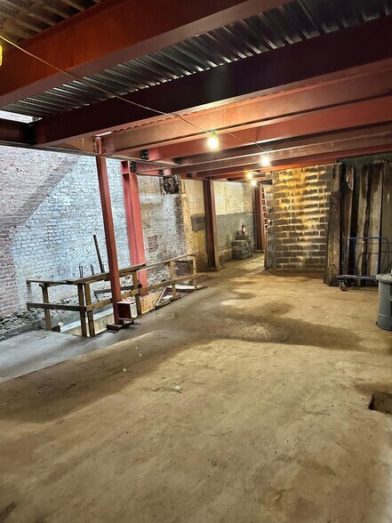 More Photos Of 39-17 24th St, Long Island City Warehouse For Sale