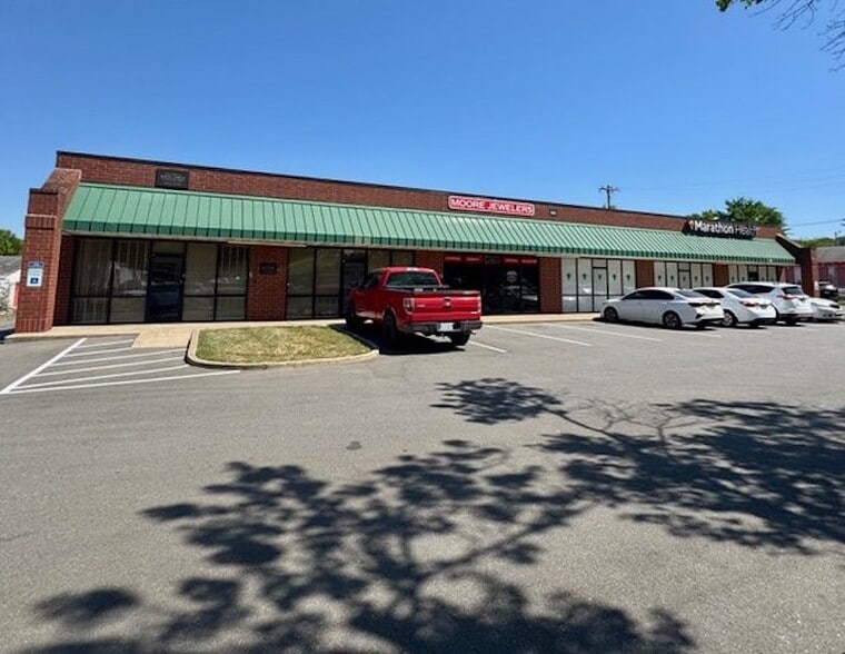 Primary Photo Of 4000 Wilkinson Blvd, Charlotte Office Residential For Lease