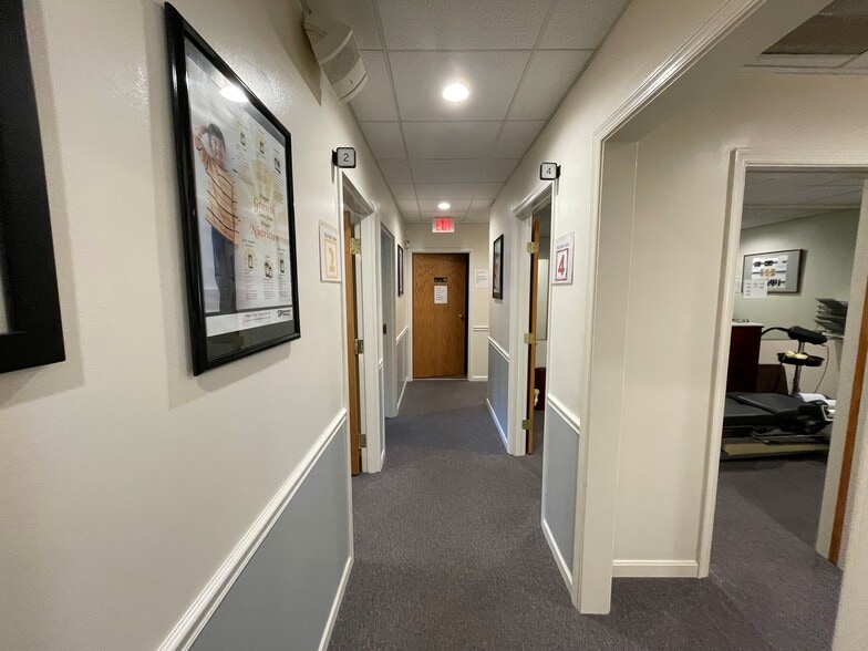 More Photos Of 4140 Crain Hwy, Waldorf Office For Sale