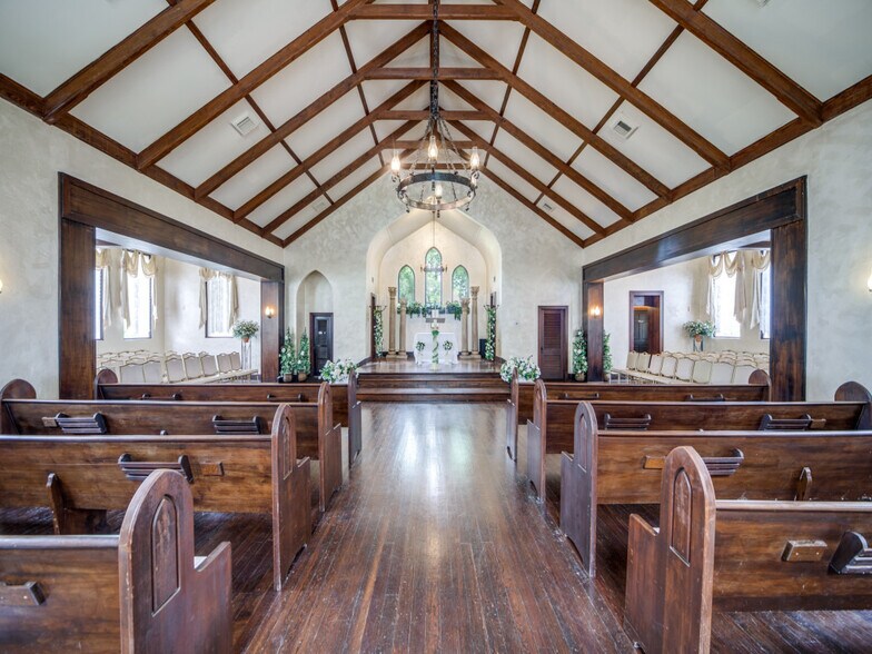 More Photos Of 331 Fifth St, Comfort Religious Facility For Sale