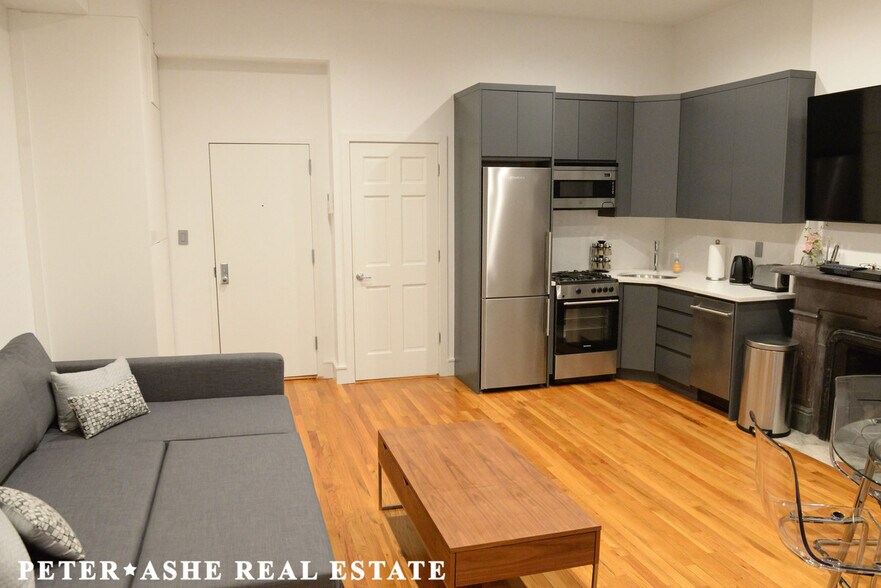 More Photos Of 53 E 64th St, New York Apartments For Sale