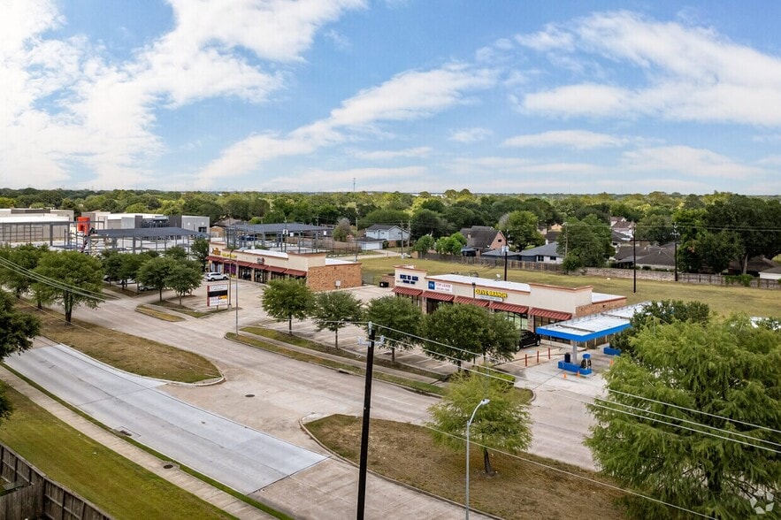 More Photos Of 15211 Fondren Rd, Missouri City Unknown For Lease