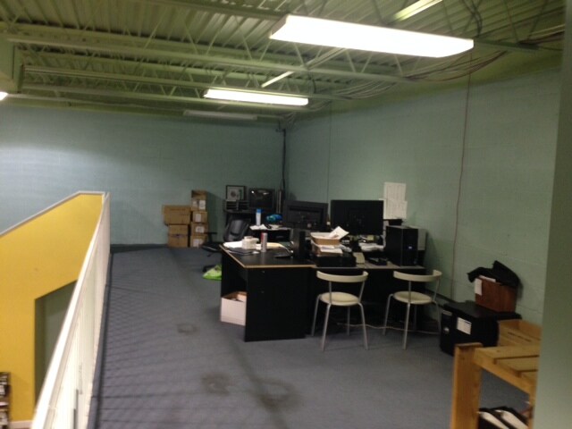 More Photos Of 820-828 S Pickett St, Alexandria Warehouse For Lease