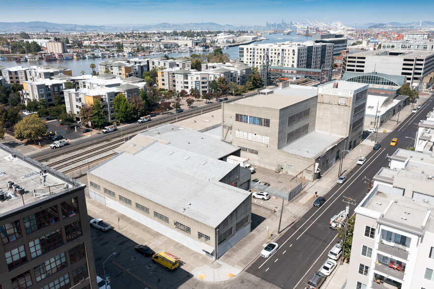 Primary Photo Of 175 2nd St, Oakland Manufacturing For Sale