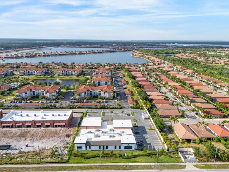 More Photos Of 409 Serano Way, Nokomis Office For Lease
