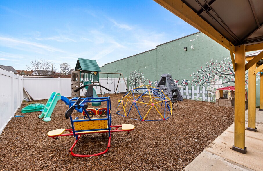 More Photos Of 1003 Wyoming Ave, Forty Fort Medical For Sale