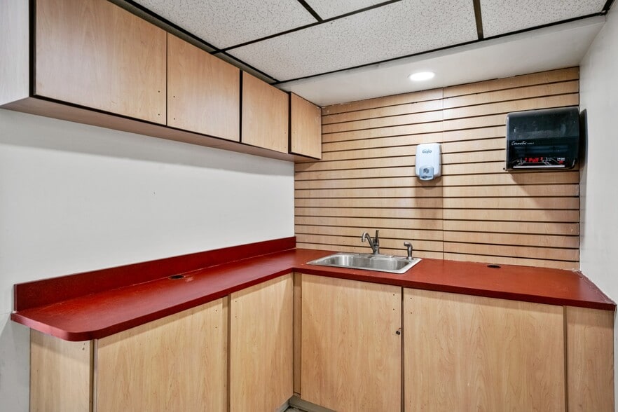 More Photos Of 520 Washington Ave, Dravosburg Warehouse For Sale