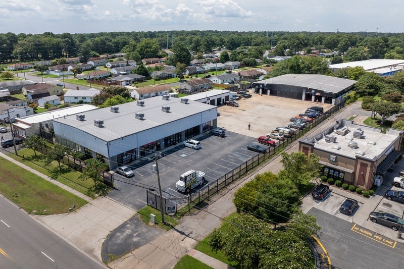 More Photos Of 7851 Azalea Garden Rd, Norfolk Unknown For Lease
