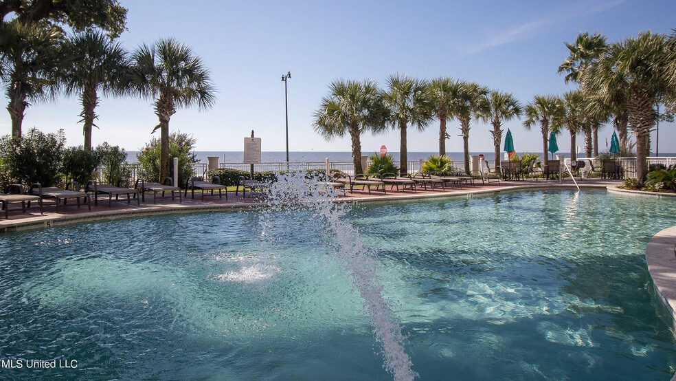 More Photos Of 2228-2230 Beach Dr, Gulfport Apartments For Lease