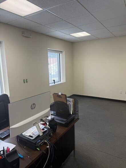 More Photos Of 1545 Ocean Ave, Bohemia Warehouse For Lease